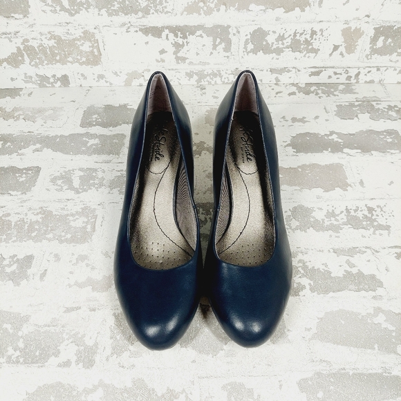 NEW Life Stride Parigi Navy Leather Slip On Heeled Pumps B593 - Picture 7 of 12